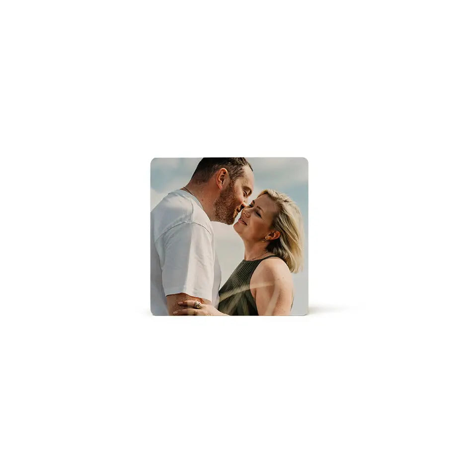 Couple kissing in the sky on a 6x6 photo tile wood print vintage design