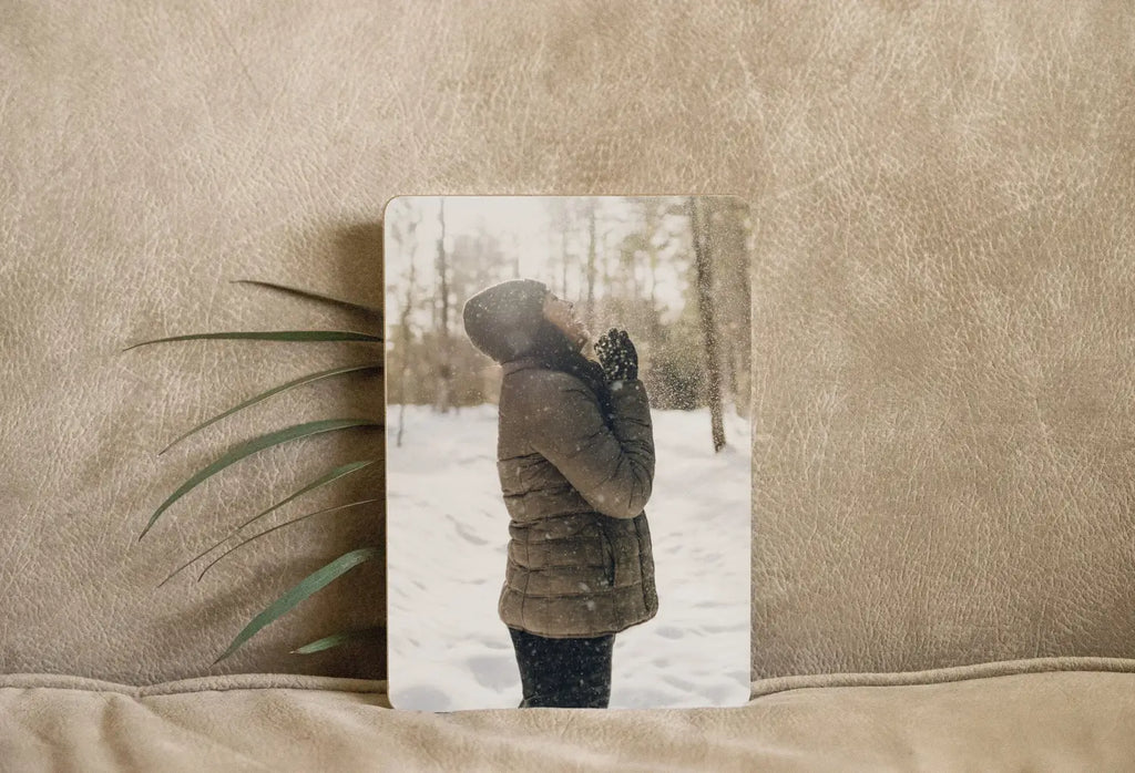MDF wood photo tile for wall décor – square design with bright white print surface