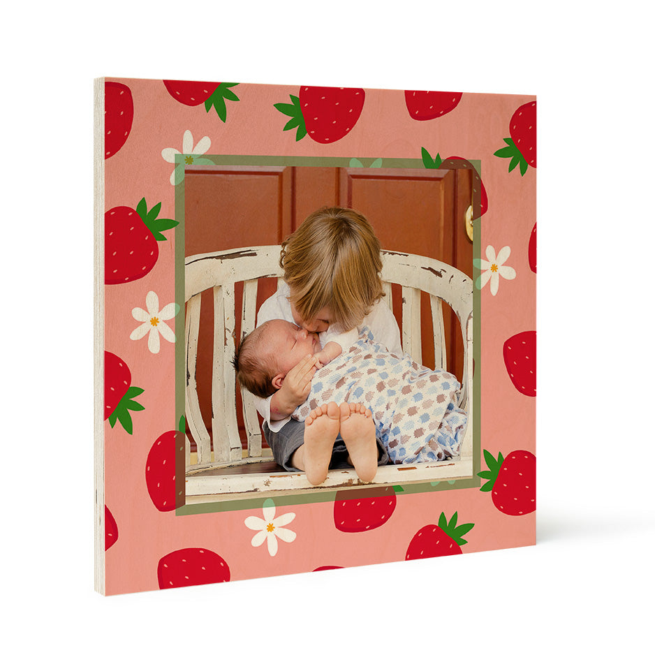 Strawberry-themed photo frame in Birch Pattern Wood Print - Spring Strawberries design