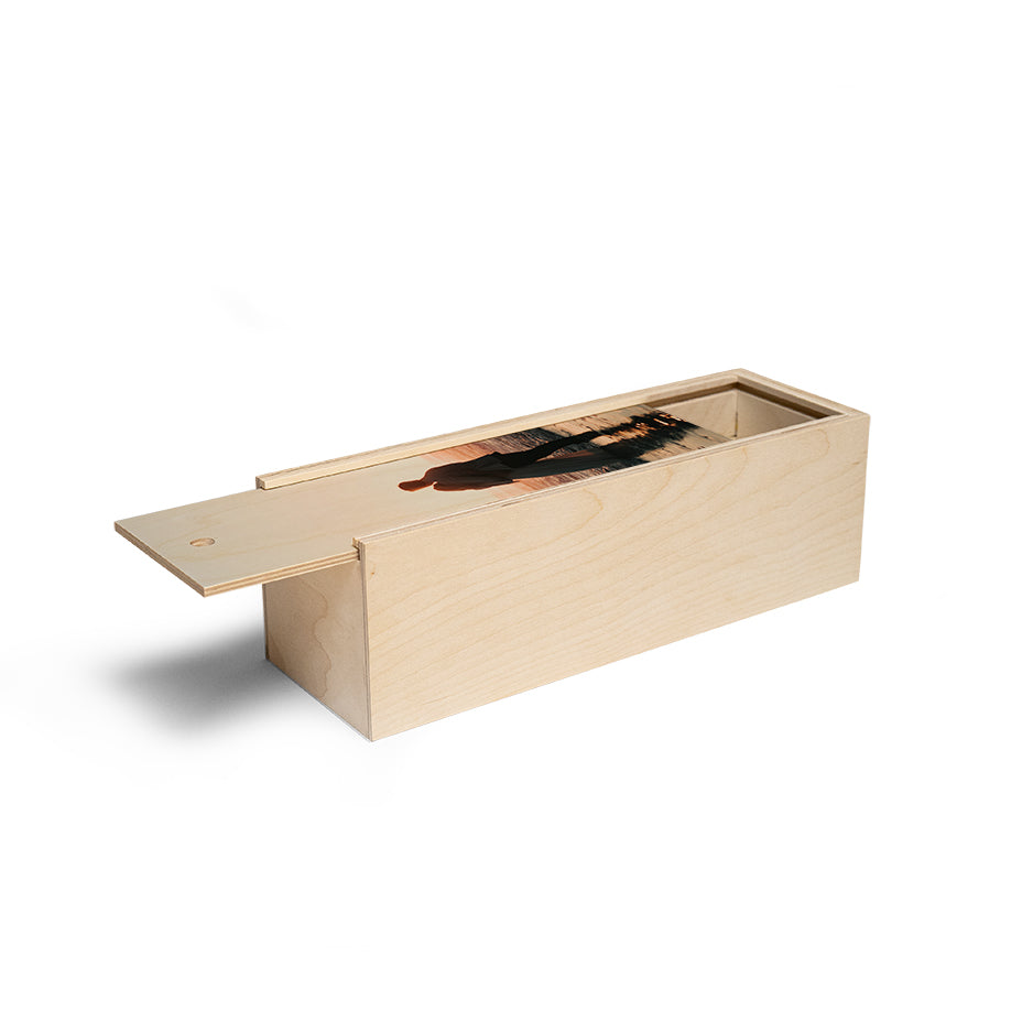 Elegant single bottle gift box made of photo locket wood with sliding lid